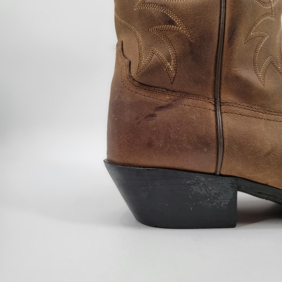 Ariat Heritage R Toe Distressed Brown Cowgirl Western Boots Size 11 EU 42.5 - Picture 13 of 16